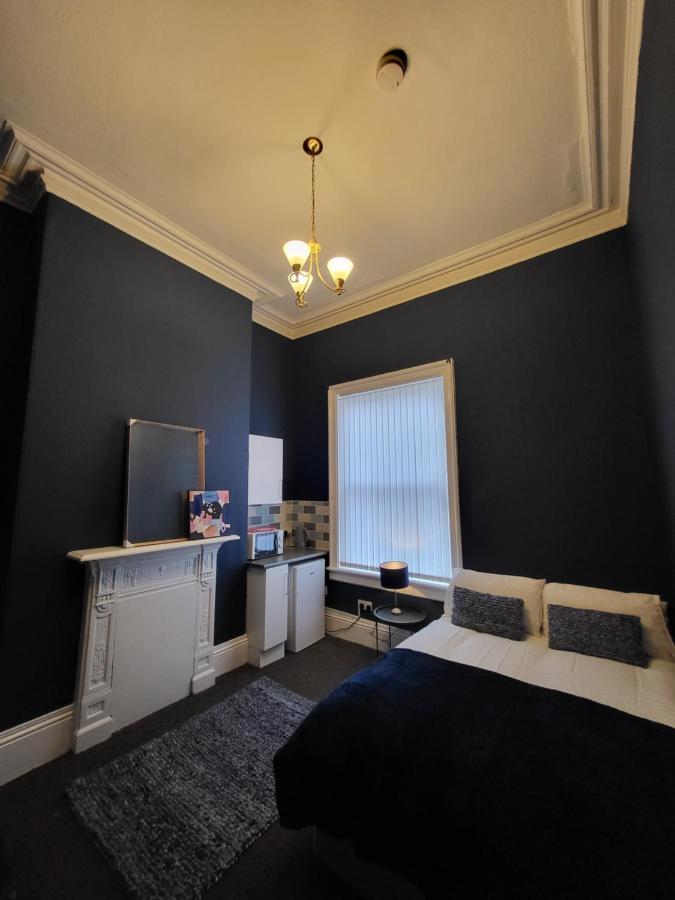 Large Digbeth Double Room Shared Bathroom Birmingham Exterior photo