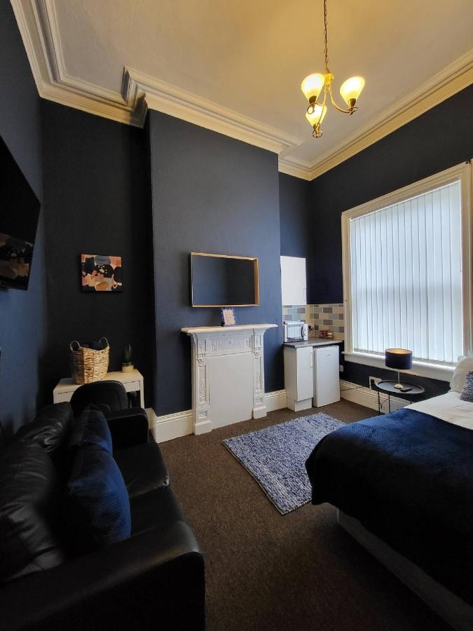 Large Digbeth Double Room Shared Bathroom Birmingham Exterior photo