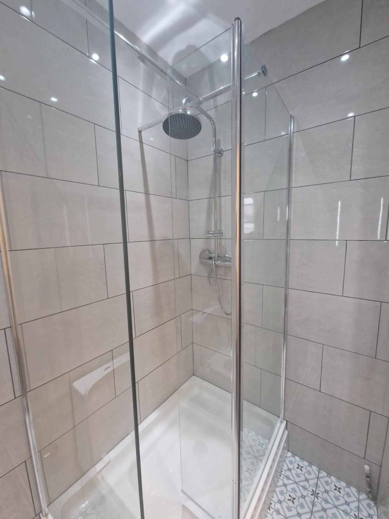Large Digbeth Double Room Shared Bathroom Birmingham Exterior photo